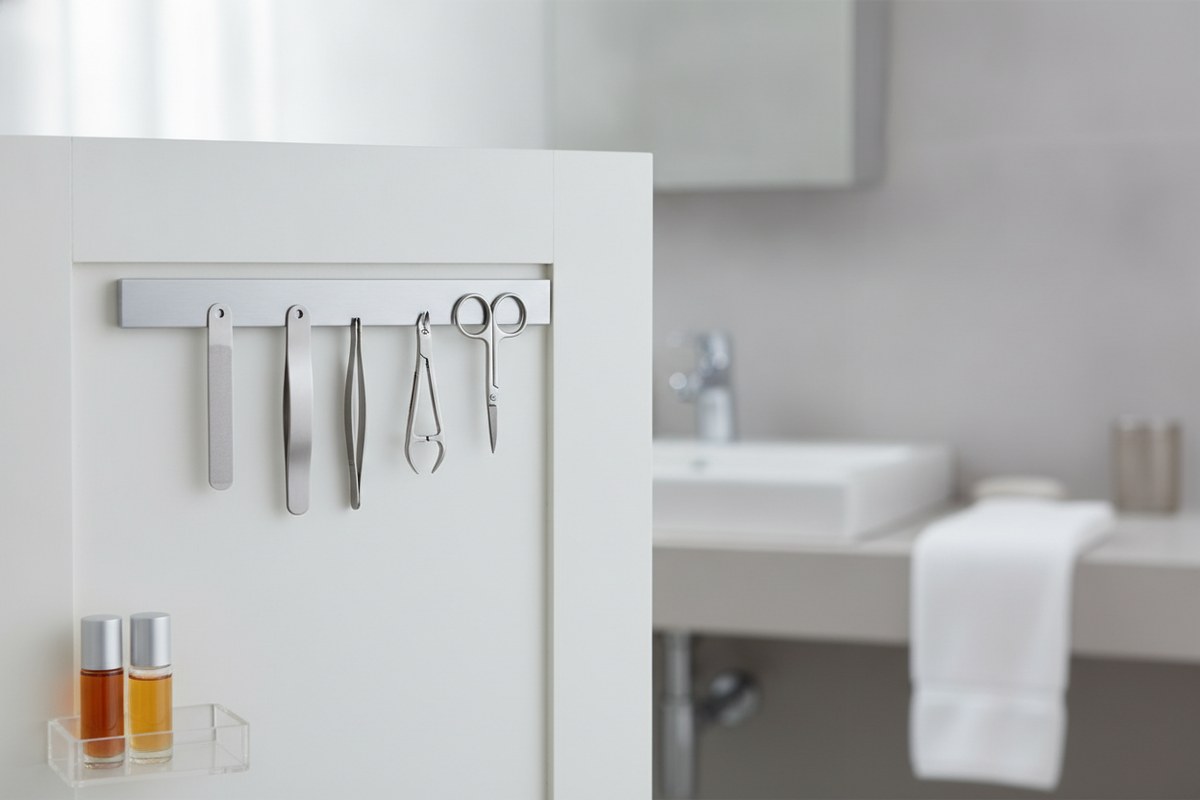 10 Tiny Bathroom Storage Ideas for Small Space Living